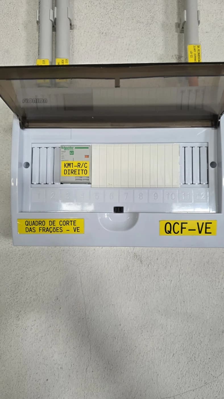 Quadro de corte das fracções para instalação de carregador eléctrico em garagem